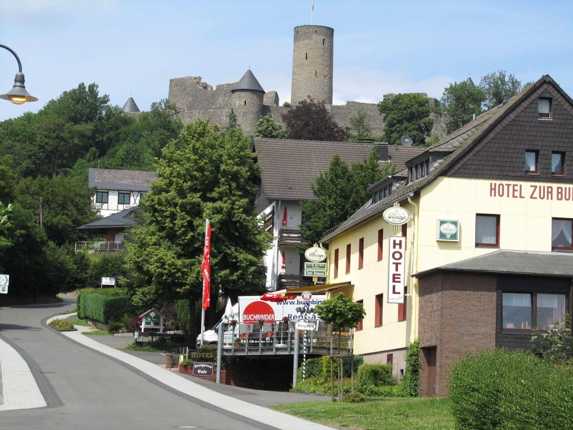 Land-Gut-Hotel Zur Burg Nuerburg Exterior foto