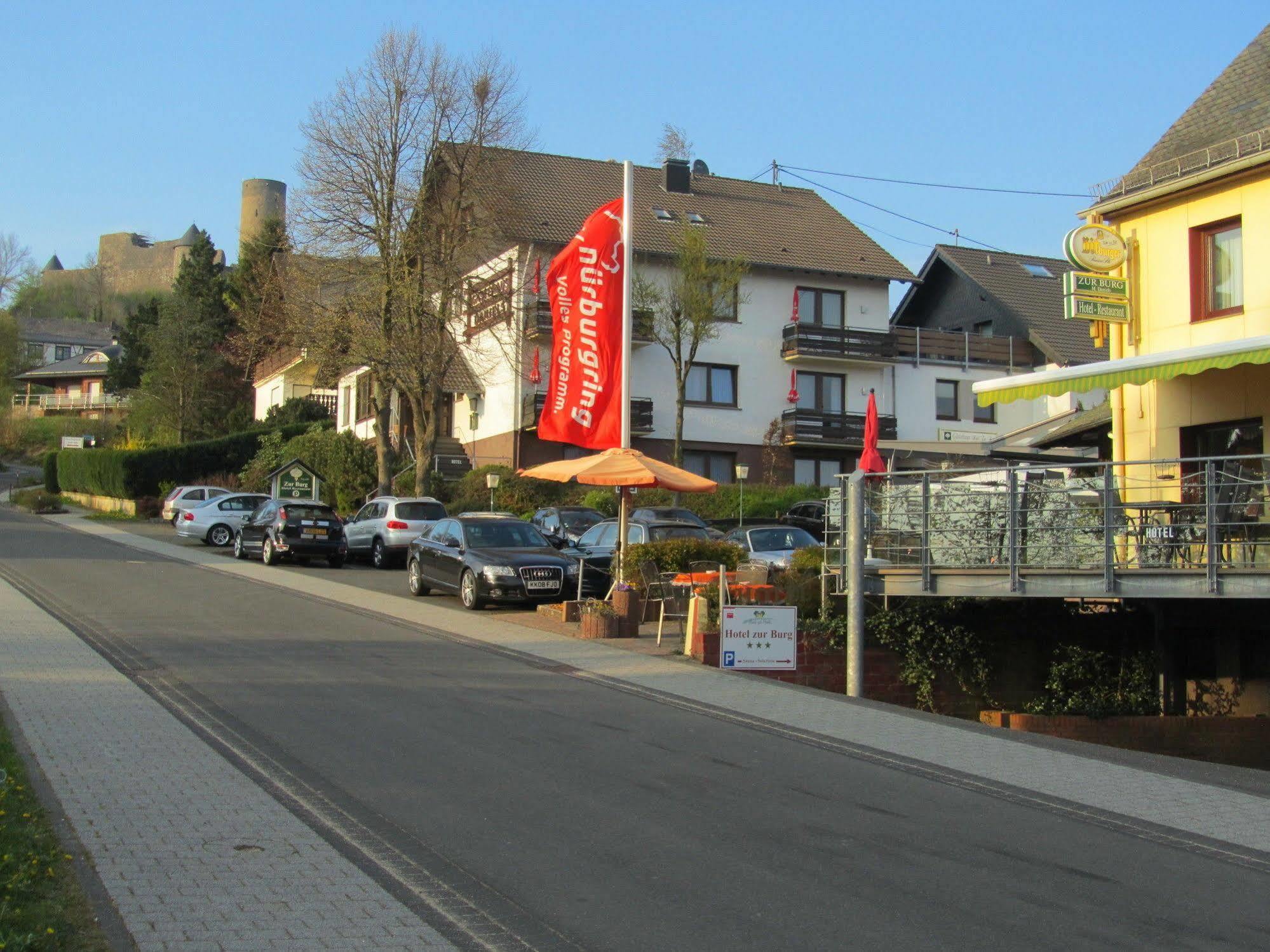 Hotel Zur Burg Nuerburg Exterior foto